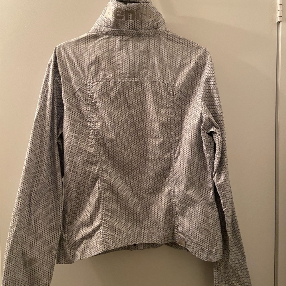 Bench Lightweight Jacket - Picture 4 of 10